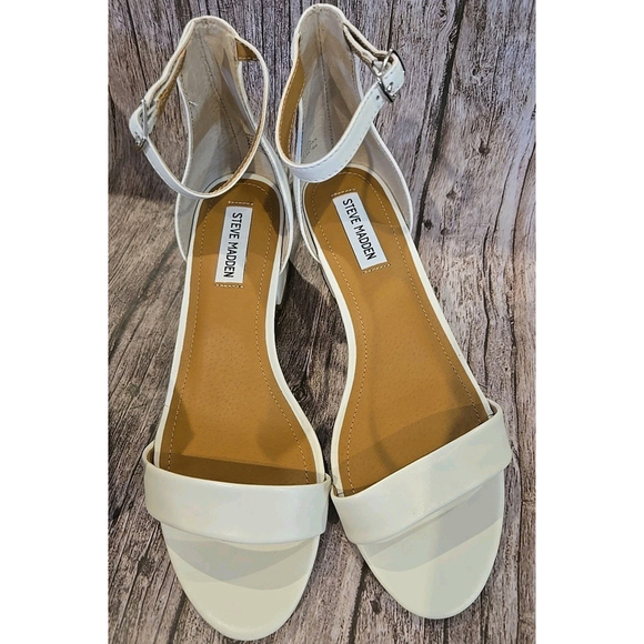 Steve Madden Shoes - Steve Madden Sandals 10 Wide Model: Irene, White Leather NWT & Box (5)